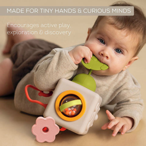 Taf Toys Peek & Play Cube