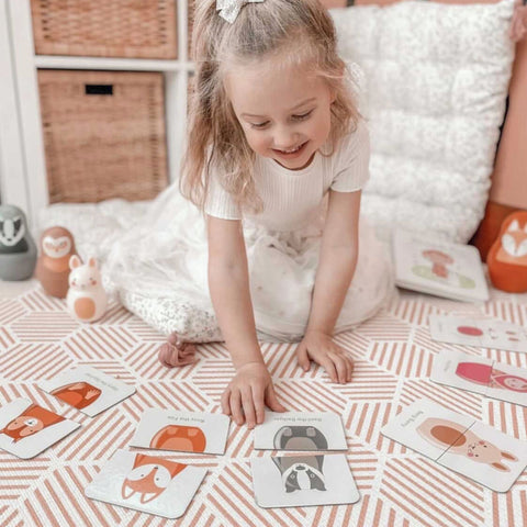 Rosa & Bo Tops & Tails Matching Game